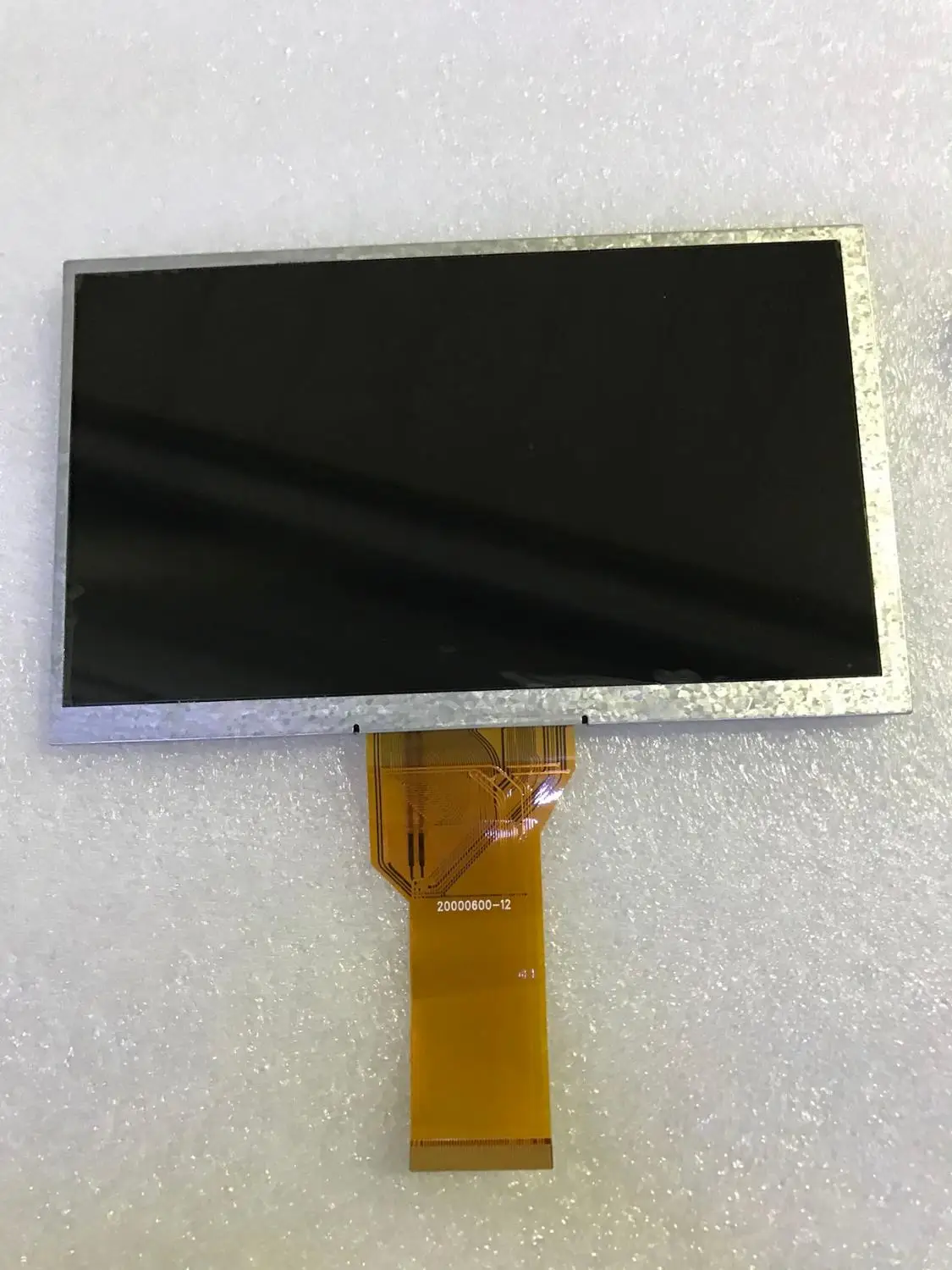 7 tolline LCD ekraan mudel: AT070TN94