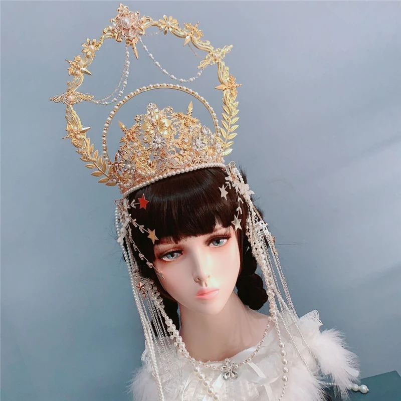 ilus kuldne Lolita Crown juuste kaunistamiseks jumalanna cosplay peakatet Mudel Näita stuudio fotograafia
