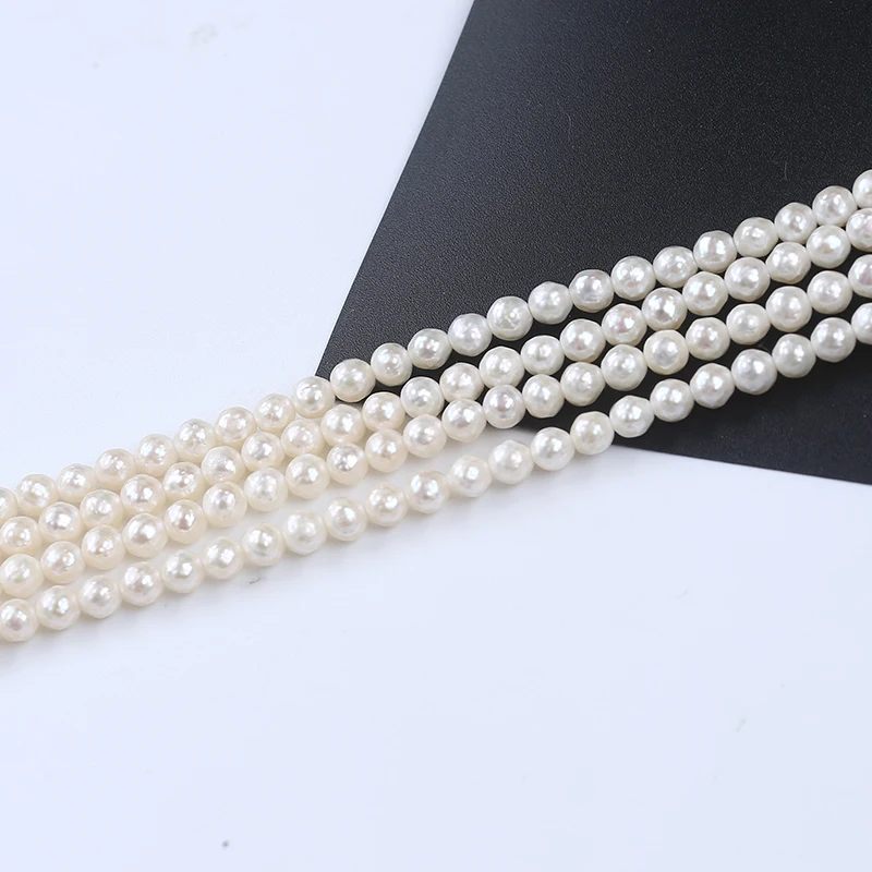 4-5mm Hulgi-Valge Magevee Pärl Rant Nikerdatud Pearl