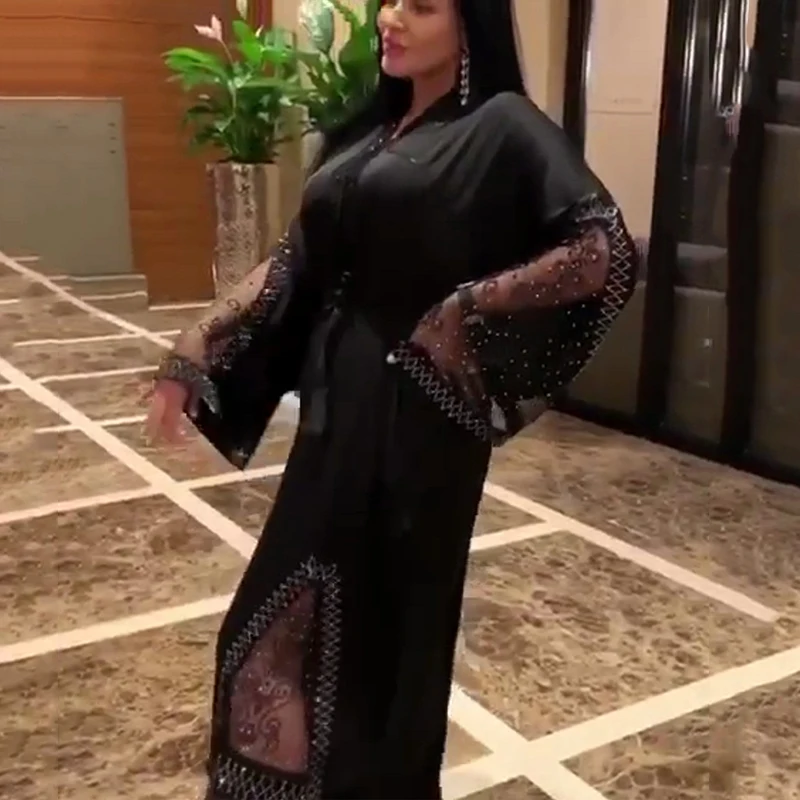 Mustad Abaya Dubai Türgi Moslemi Hijab Kleit 2021 Naiste Pluss Suurus Teemant Läikiv Pikk Varrukas Kleit Bangladesh Pits Maxi Kleit Rüü